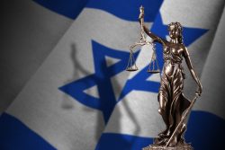 הליך הוצאה לפועל: כיצד מתמודדים עם תיקי חוב ממושכים?